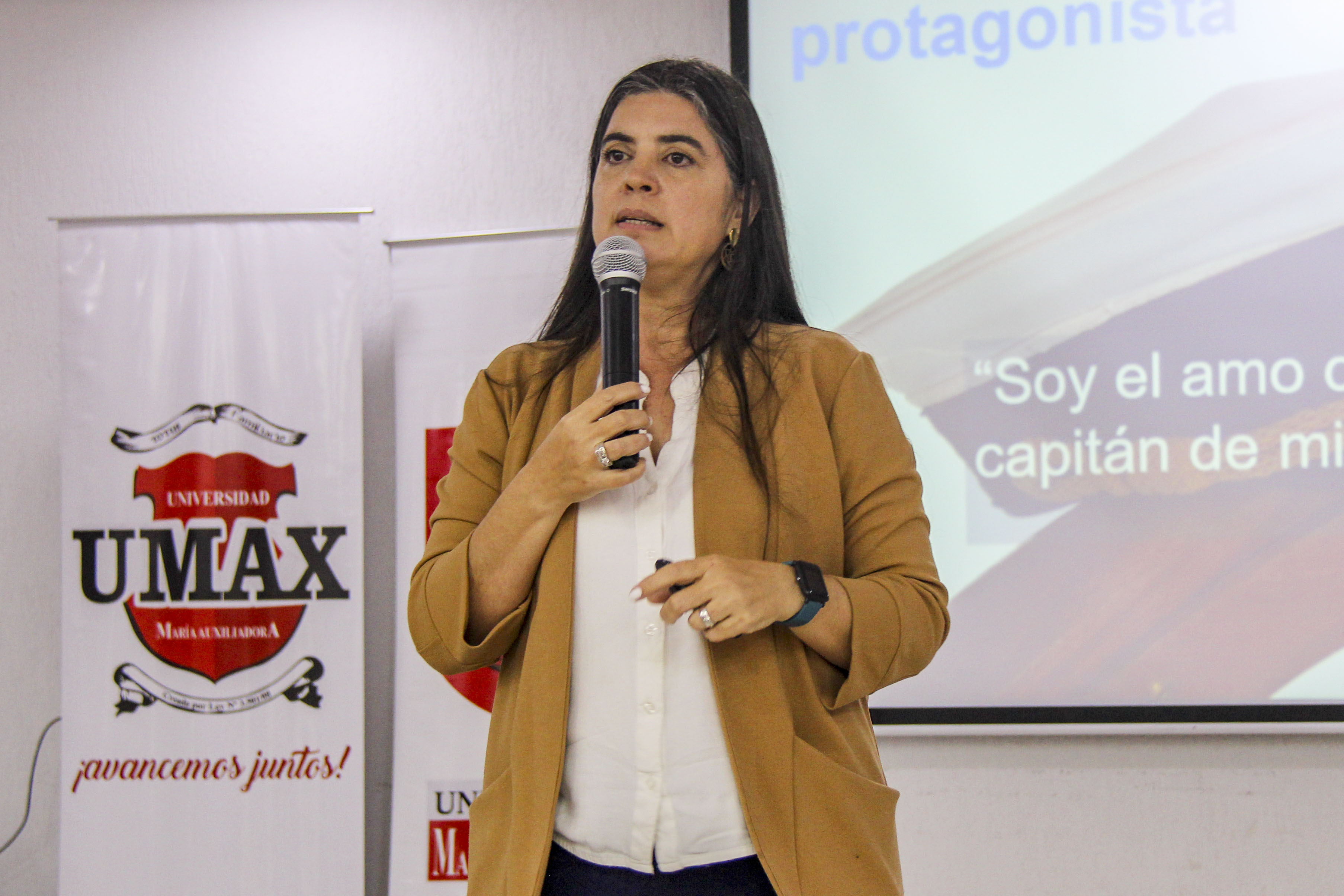 Bienestar Estudiantil - Programas Emblem&aacute;ticos Nosotras